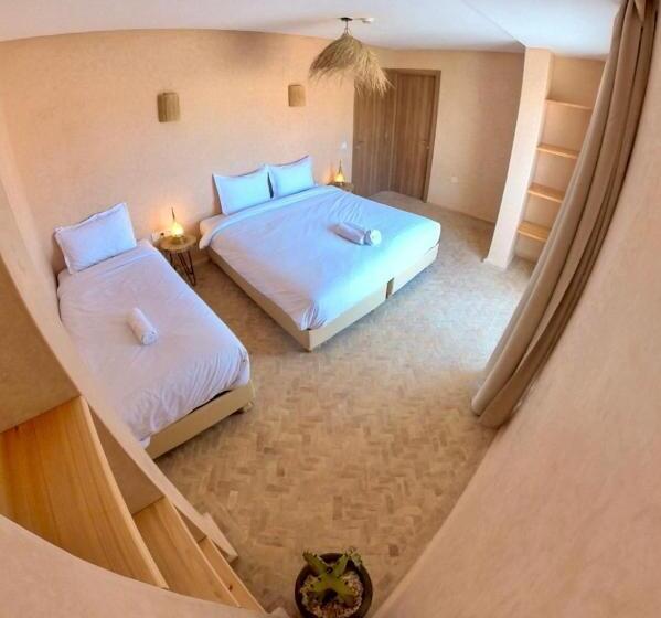 غرفة كومفورت ثلاثية, Surf&sound