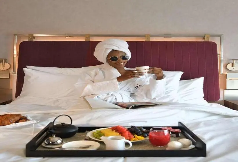 اتاق استاندارد با چشمانداز رودخانه, Novotel Kinshasa La Gombe