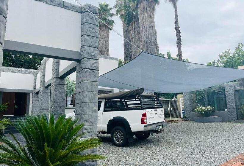 标准间, Bloubrak   Stone Haven 3