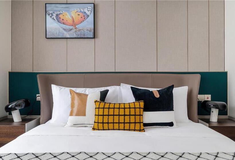 スイート, Cres Asia Residence