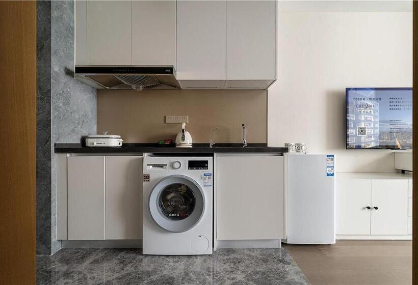 スイート, Cres Asia Residence