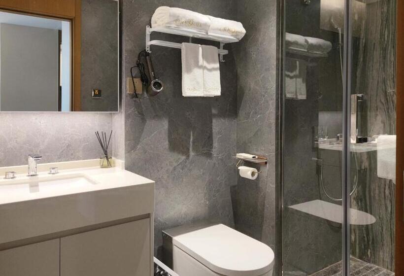 スイート, Cres Asia Residence