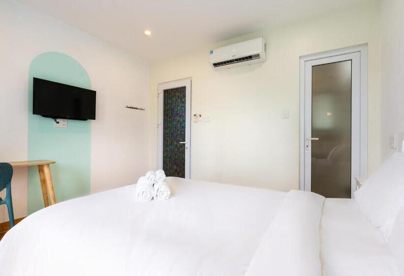 اتاق لوکس با چشمانداز دریا, Sunset Bãi Dâu Boutique Hotel Vũng Tàu