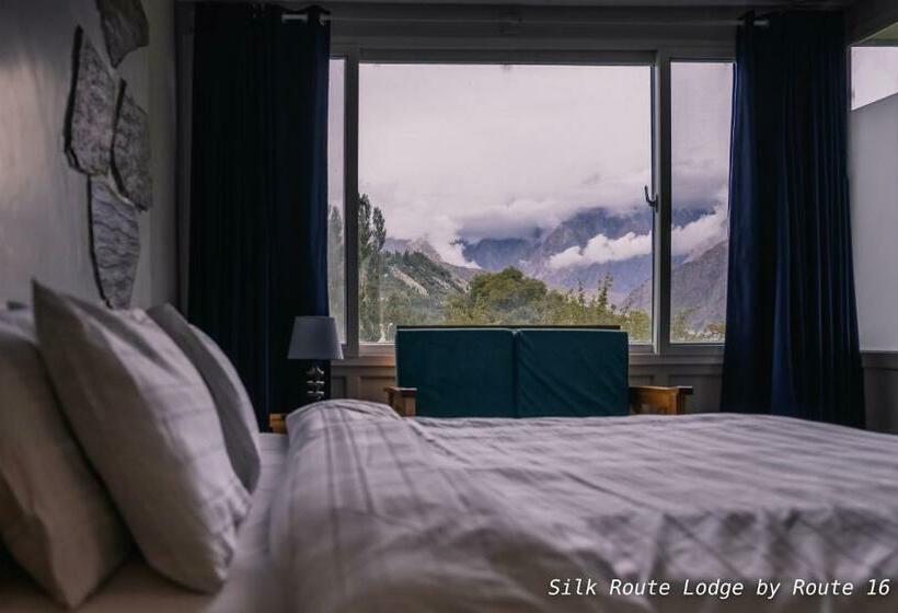 اتاق سوپریور با چشم‌انداز کوهستان, Silk Route Lodge