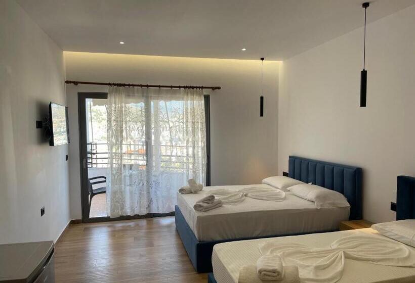 חדר דלוקס עם מרפסת נוף לים, Suites Kozi