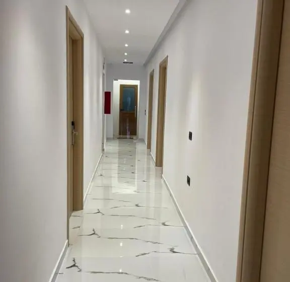 اتاق لوکس با بالکن, Suites Kozi