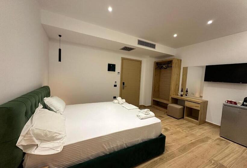 חדר דלוקס עם מרפסת, Suites Kozi