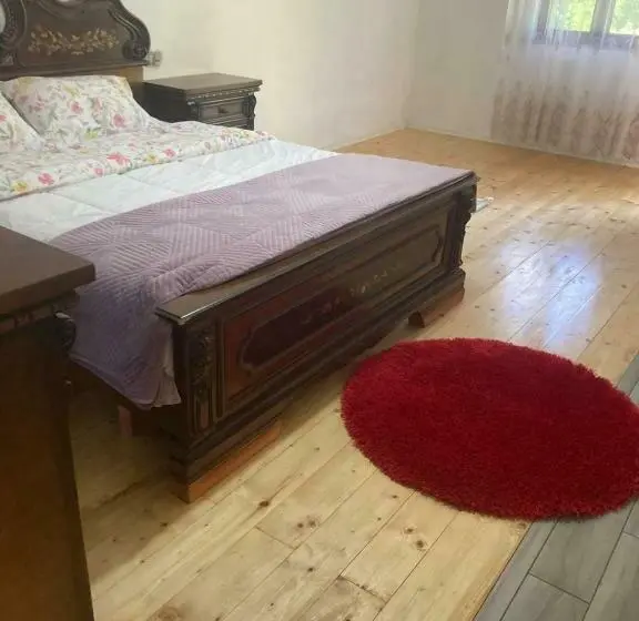 Perhehuone, Paja Guesthouse   Camping