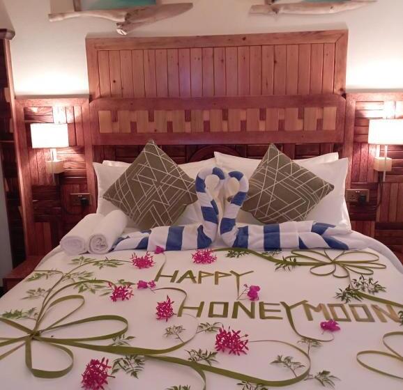 اتاق لوکس, The Corbin Guest House