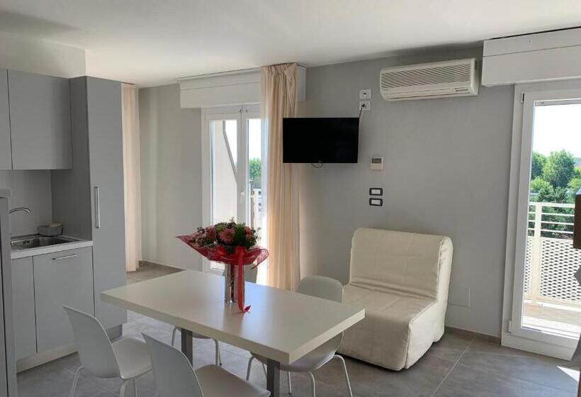 Апартаменты 1 Спальня Вид на Море, Daniel Apartments
