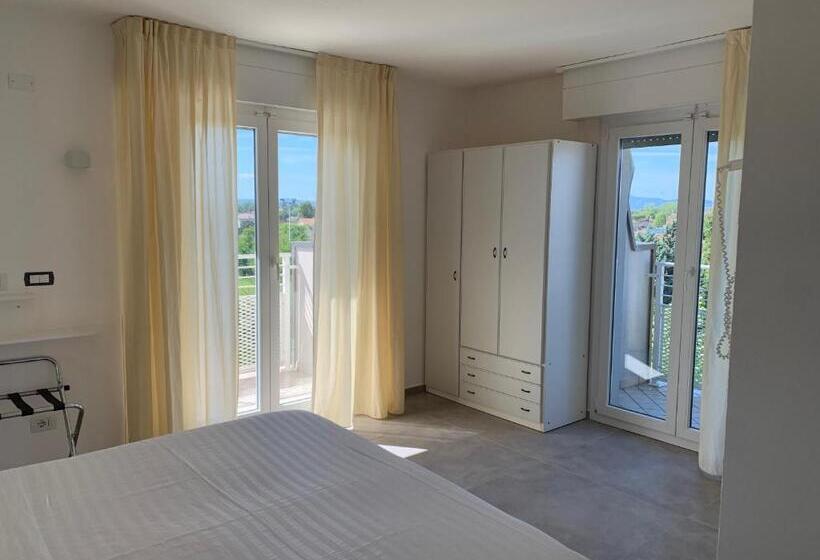 Апартаменты 1 Спальня, Daniel Apartments