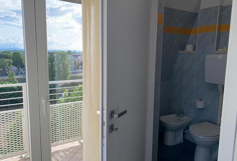 Апартаменты 1 Спальня, Daniel Apartments