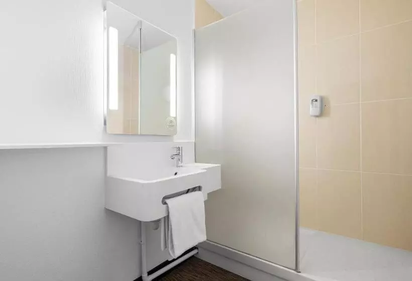 Standard Kolmen Hengen Huone, B&b Hotel Lyon Centre Part Dieu Gambetta