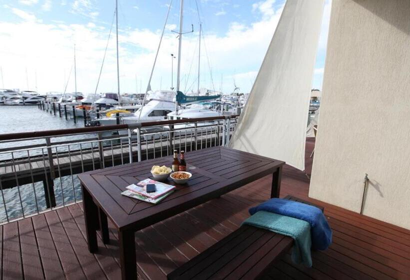 דירת שלושה חדרים, Be. Fremantle