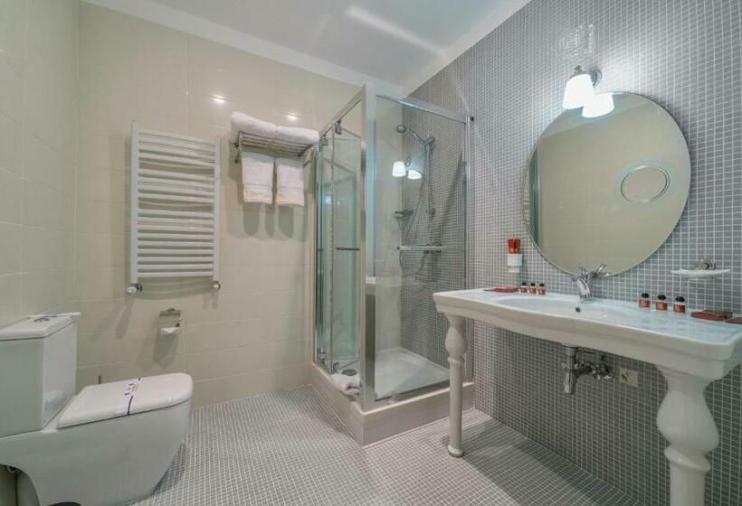 Cameră Standard, Alarus Luxe