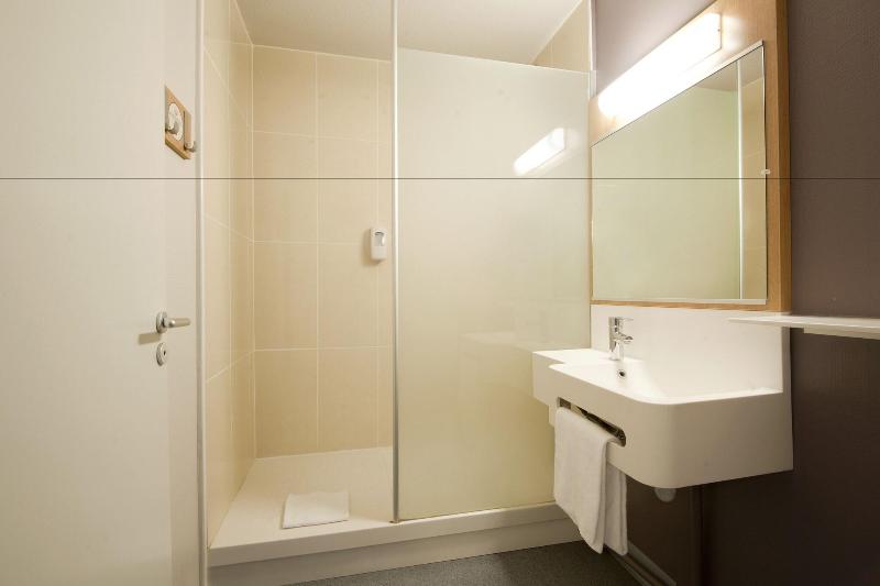 חדר סטנדרט לארבעה, B&b Hotel Lyon Centre Part Dieu Gambetta