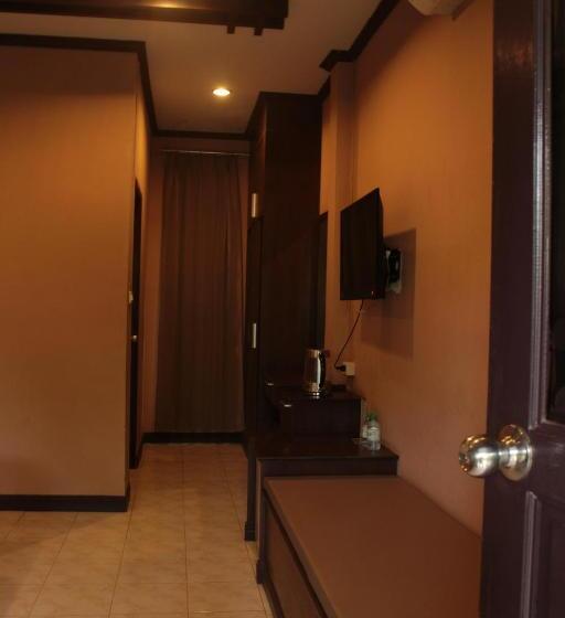 غرفة ديلوكس مطلّة علي الحديقة, Clean Beach Resort