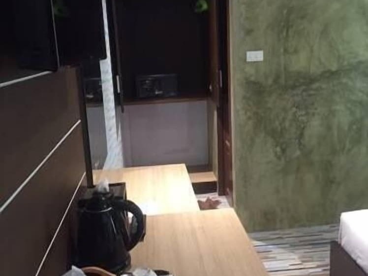 Deluxe Bungalow, Coco Bella