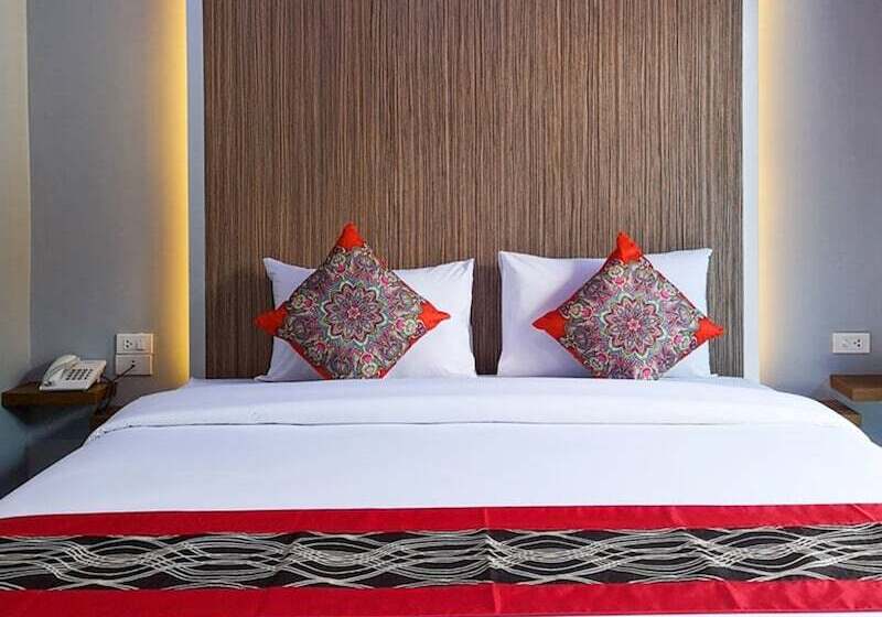 Deluxe Room Pool View, Coco Bella