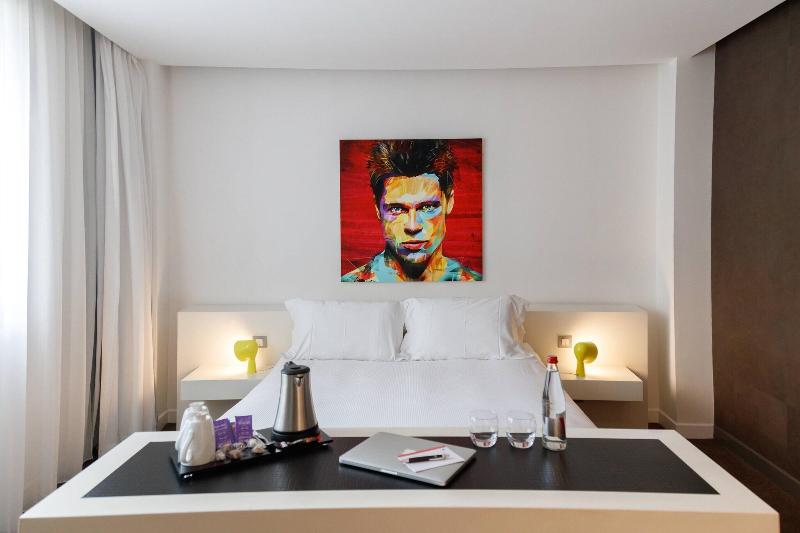 Superior Room, Coco Bella