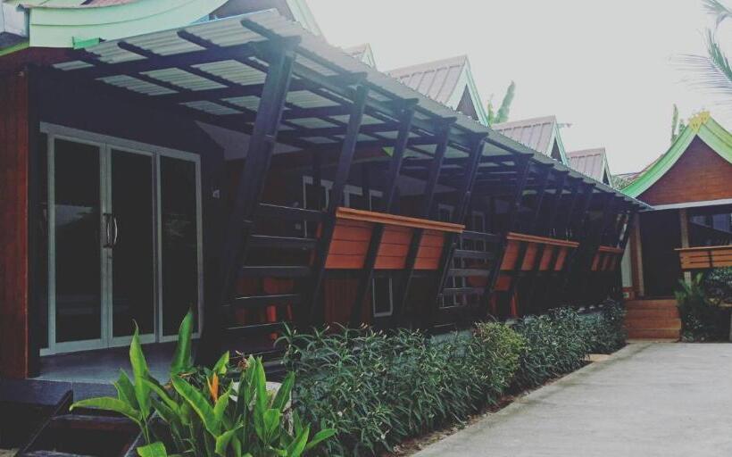 Deluxe Bungalow, Coco Bella