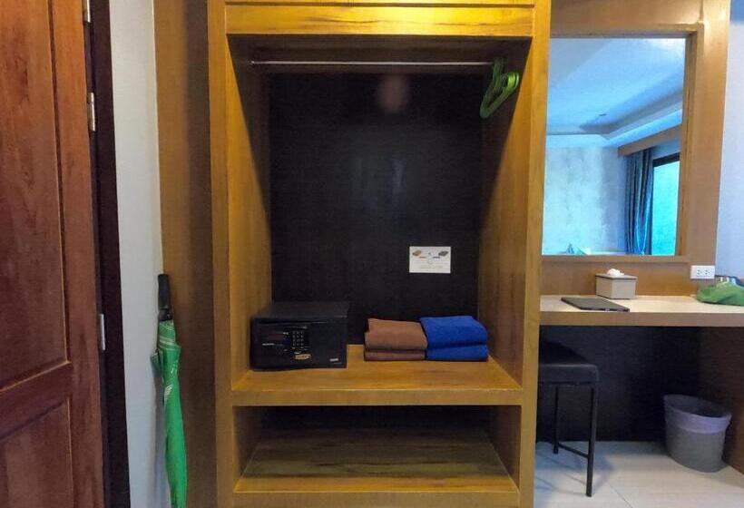 Superior Room, Coco Bella