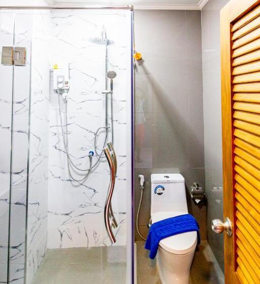 Deluxe Room Pool View, Coco Bella