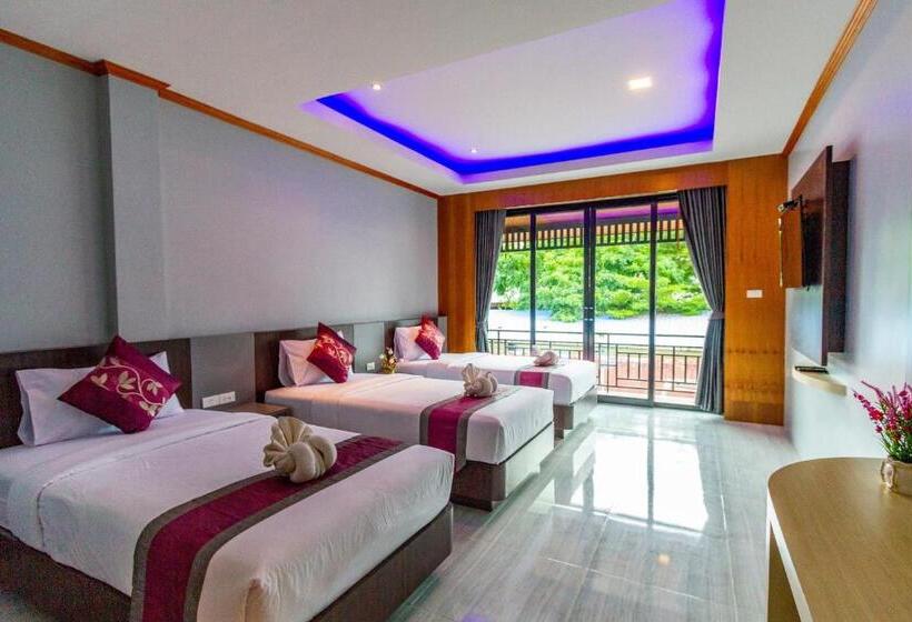 Deluxe Triple Room, Coco Bella