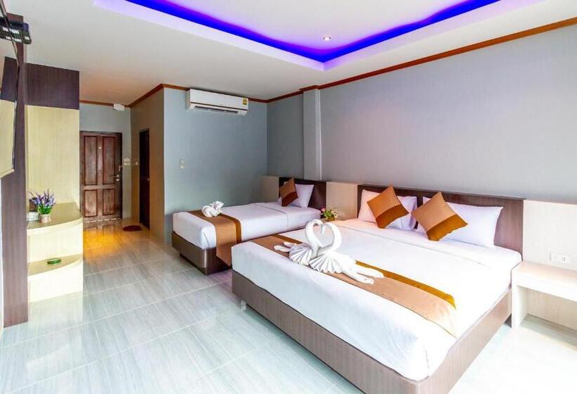 Family Room, Coco Bella