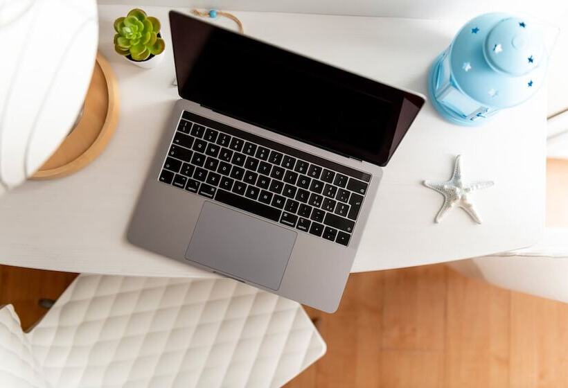 חדר סטנדרט, Eliseo Riccione