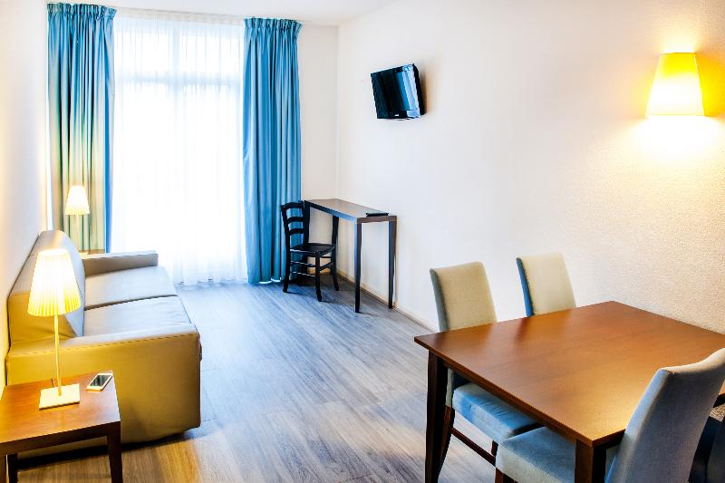 اتاق استاندارد با تخت بزرگ, Hampton Inn Houston Downtown