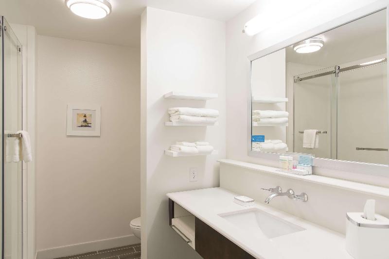 غرفة قياسية سرير كينج, Hampton Inn & Suites Michigan City