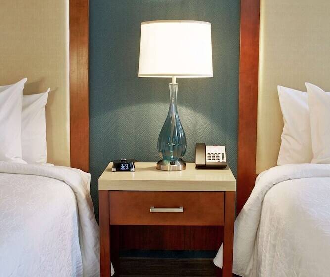 חדר סטנדרט שתי מיטות זוגיות, Hilton Garden Inn Phoenix Downtown