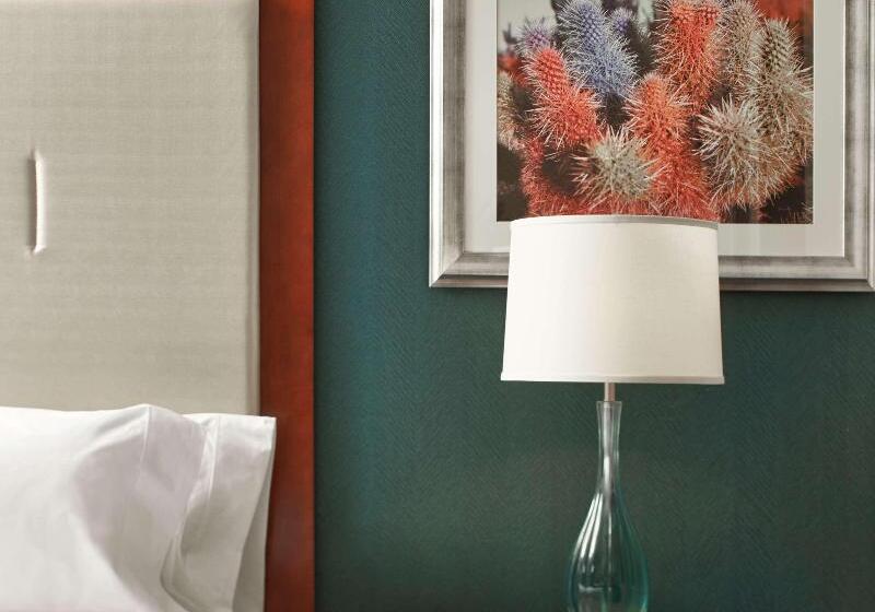 Standard-huone King-vuode, Hilton Garden Inn Phoenix Downtown