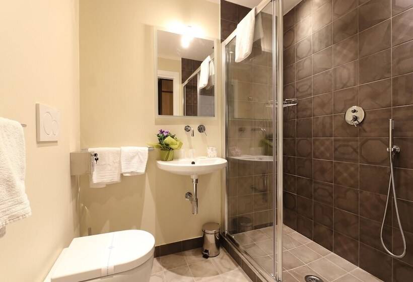 اتاق سوپریور, La Torre Dei Salterelli