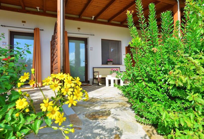 Номер Стандарт, Rurale Orti Di Nora & Spa