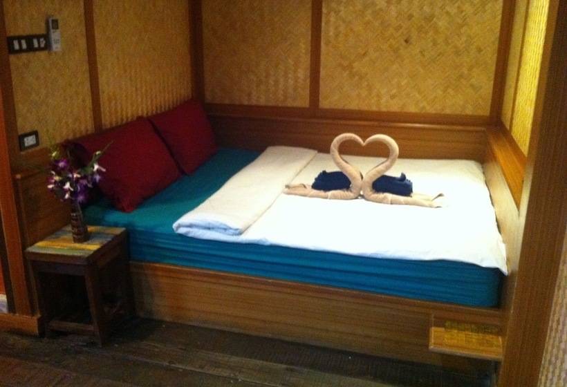 ファミリールーム, Sukkasem Homestay