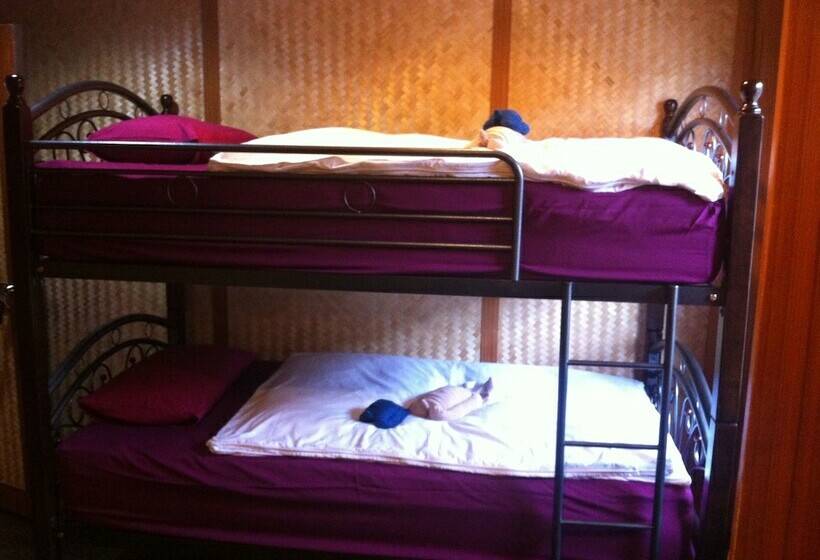 חדר משפחתי, Sukkasem Homestay