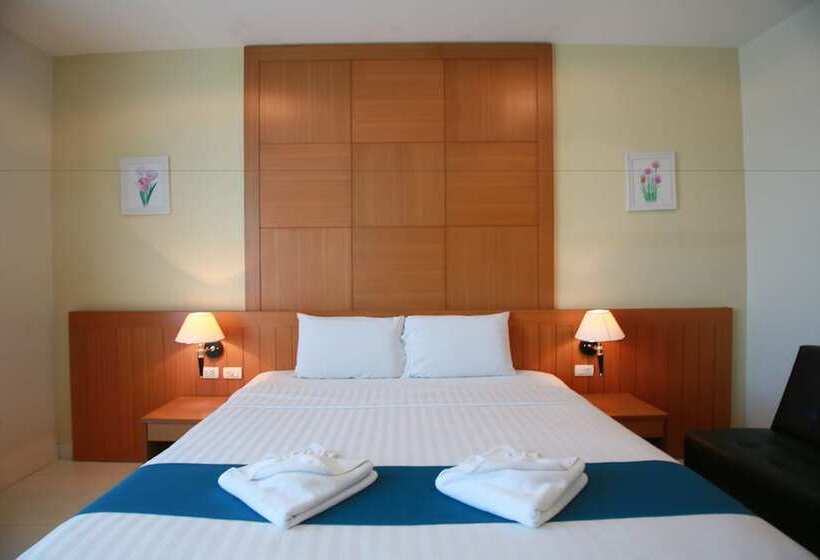 バルコニー付きデラックスルーム, The Icon Place 1 @ Central Pattaya