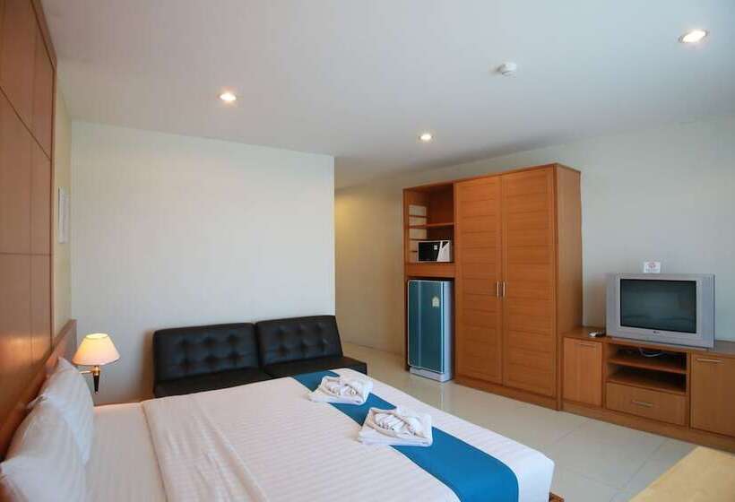 バルコニー付きデラックスルーム, The Icon Place 1 @ Central Pattaya