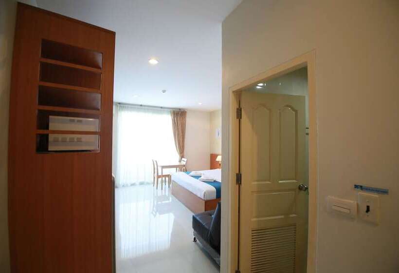 Quarto Deluxe com Sacada, The Icon Place 1 @ Central Pattaya