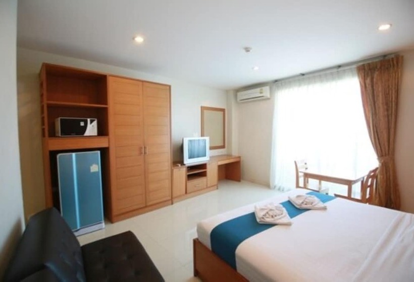 バルコニー付きデラックスルーム, The Icon Place 1 @ Central Pattaya