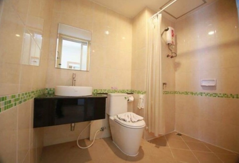 バルコニー付きデラックスルーム, The Icon Place 1 @ Central Pattaya