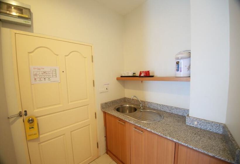 バルコニー付きデラックスルーム, The Icon Place 1 @ Central Pattaya