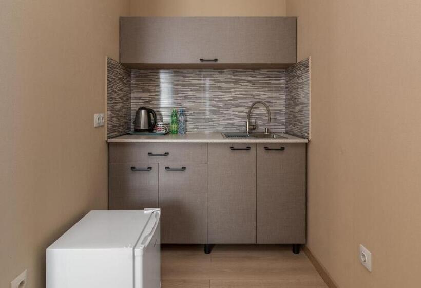 اتاق لوکس, Alexandria