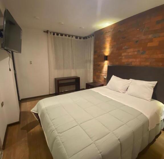 اتاق استاندارد با بالکن, Central Pacasmayo