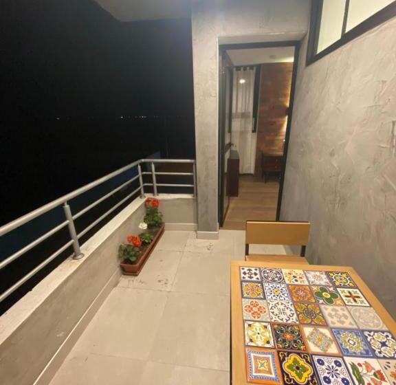 اتاق استاندارد با بالکن, Central Pacasmayo