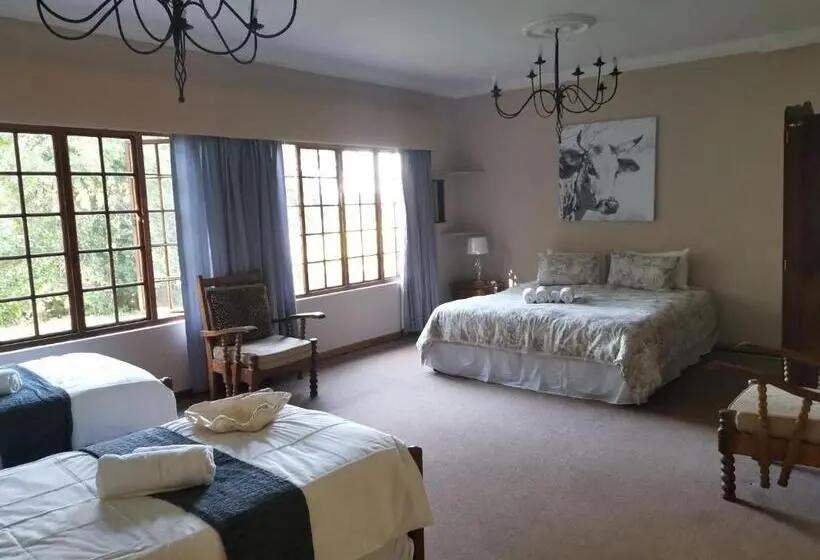 家族用バンガロー, Drakensberg Bush Lodge And Backpackers