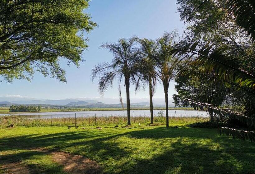 בונגלו משפחתי, Drakensberg Bush Lodge And Backpackers