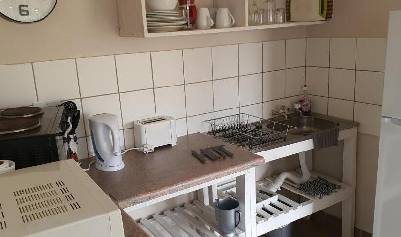 חדר סטנדרט, Drakensberg Bush Lodge And Backpackers